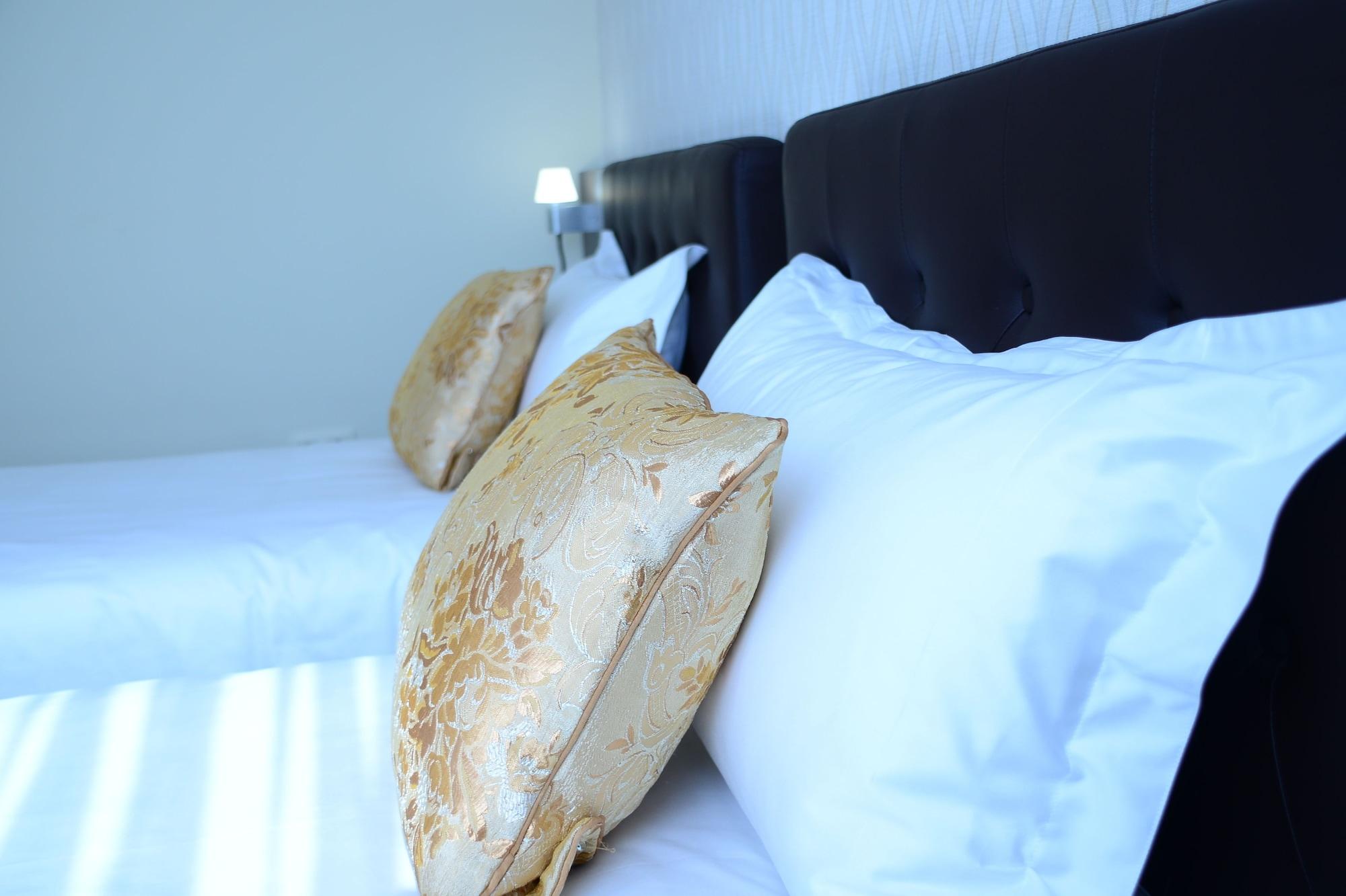 The Helmet Hotel Saint-Josse-ten-Noode Ngoại thất bức ảnh