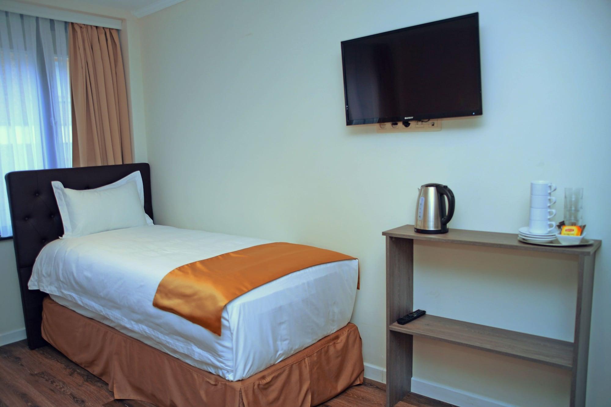 The Helmet Hotel Saint-Josse-ten-Noode Ngoại thất bức ảnh