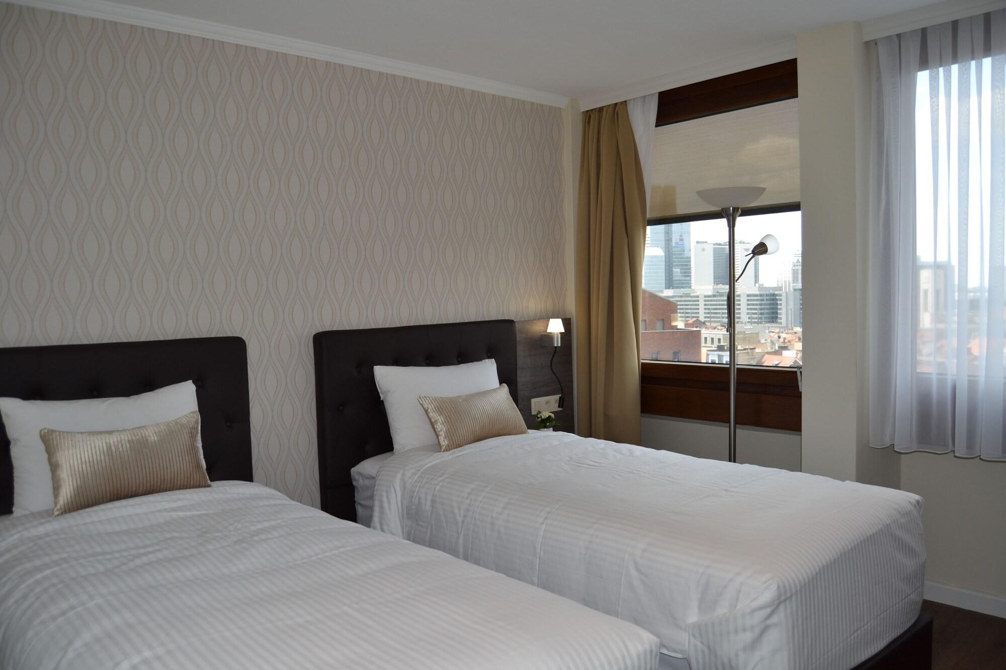 The Helmet Hotel Saint-Josse-ten-Noode Ngoại thất bức ảnh