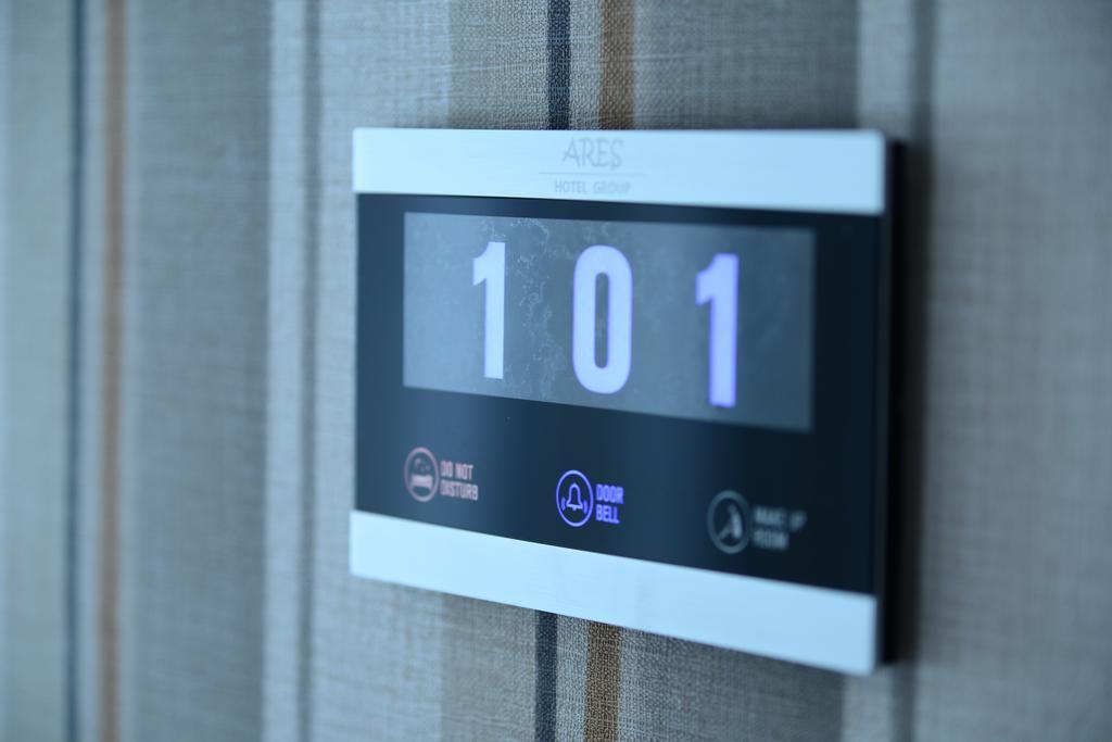 The Helmet Hotel Saint-Josse-ten-Noode Ngoại thất bức ảnh